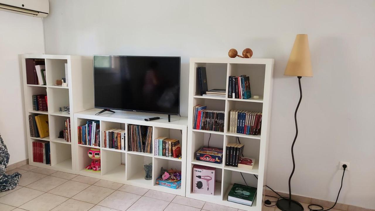 Joan'S Airport Apartment Αρτέμιδα Εξωτερικό φωτογραφία